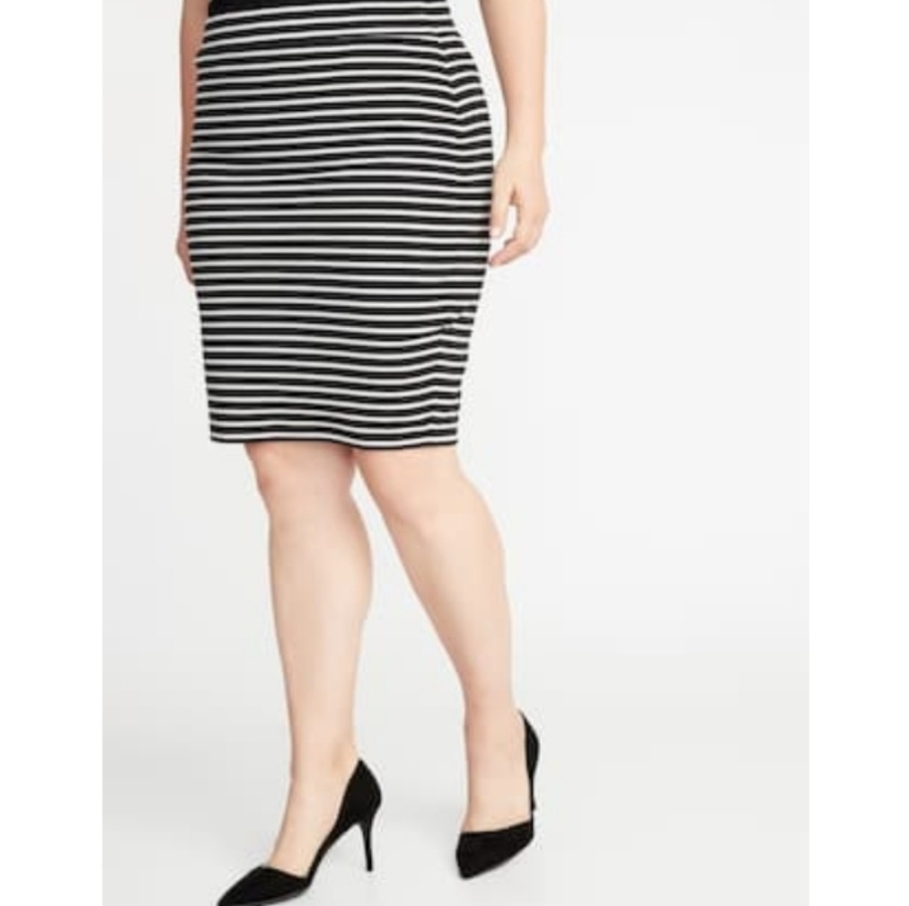 An Old Navy striped 21 inch skirt!